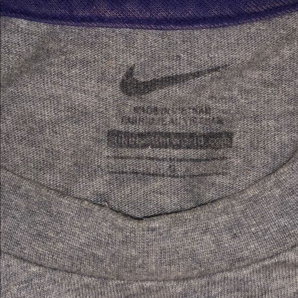 Nike University of Washington Long Sleeve - Picture 3 of 3